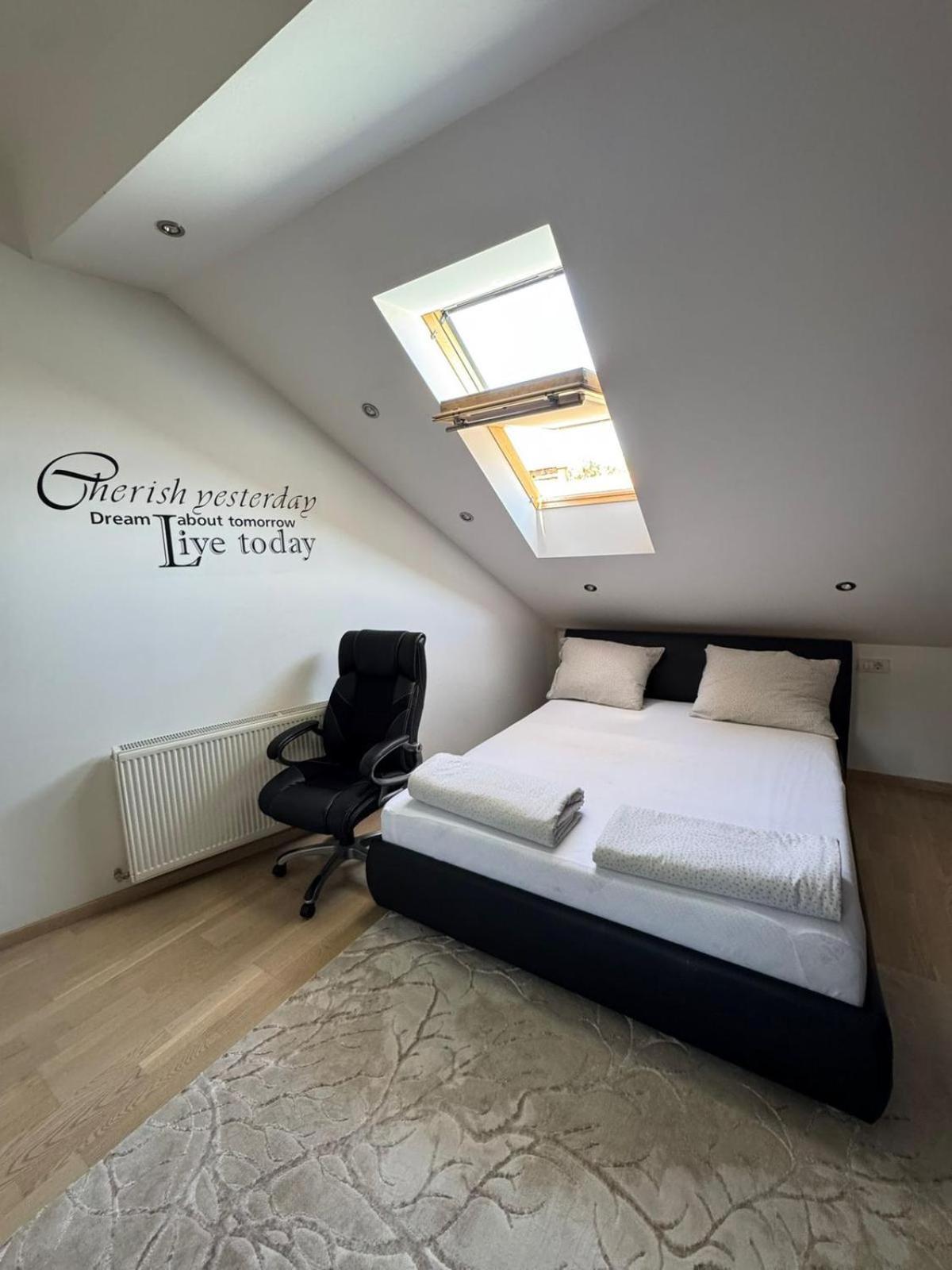 شقة 3 Wohnung,marijin Dvor *