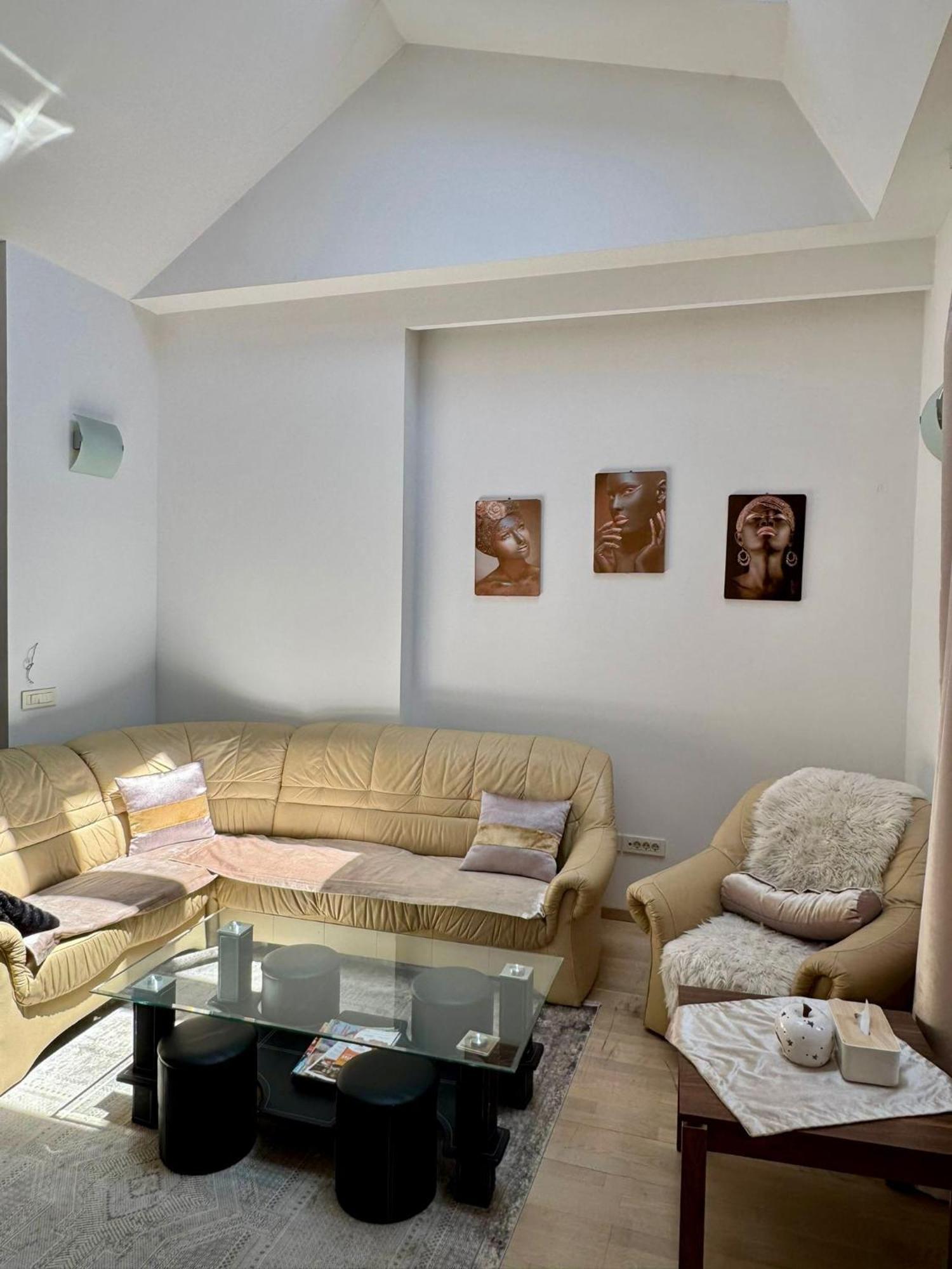 3 Wohnung,marijin Dvor
