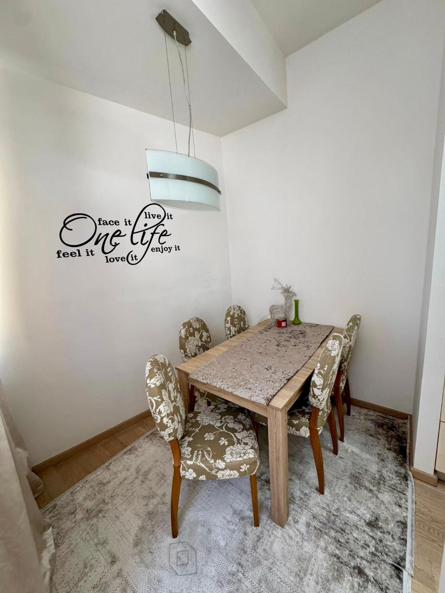 3 Wohnung,marijin Dvor